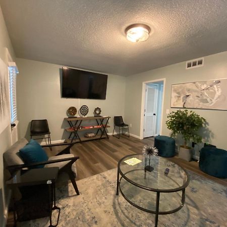 Hhi Homes- Newly Renovated Cozy Modern Pet-Friendly Villa-Ideal Location Хилтон-Хед-Айленд Экстерьер фото