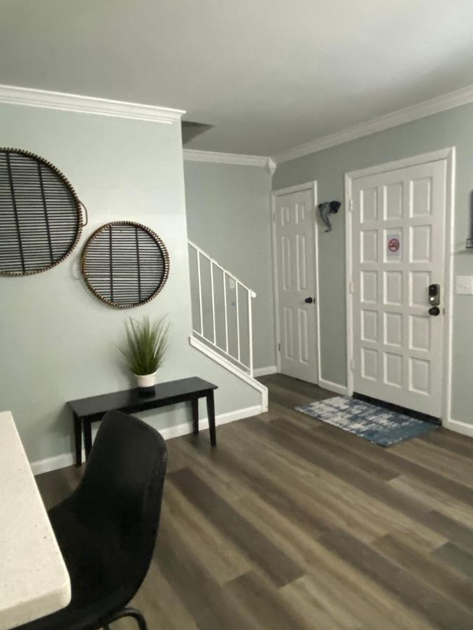 Hhi Homes- Newly Renovated Cozy Modern Pet-Friendly Villa-Ideal Location Хилтон-Хед-Айленд Экстерьер фото