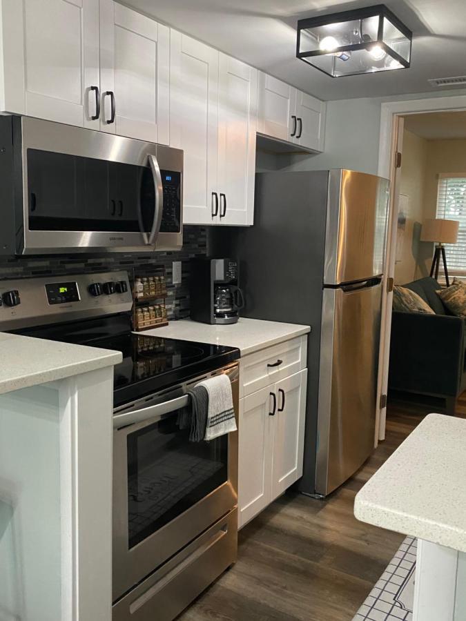 Hhi Homes- Newly Renovated Cozy Modern Pet-Friendly Villa-Ideal Location Хилтон-Хед-Айленд Экстерьер фото
