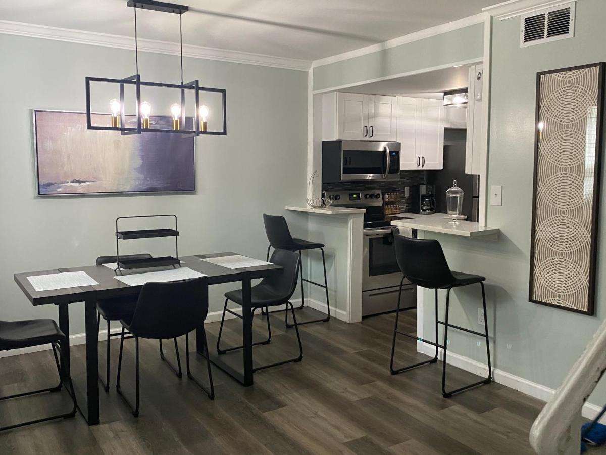 Hhi Homes- Newly Renovated Cozy Modern Pet-Friendly Villa-Ideal Location Хилтон-Хед-Айленд Экстерьер фото