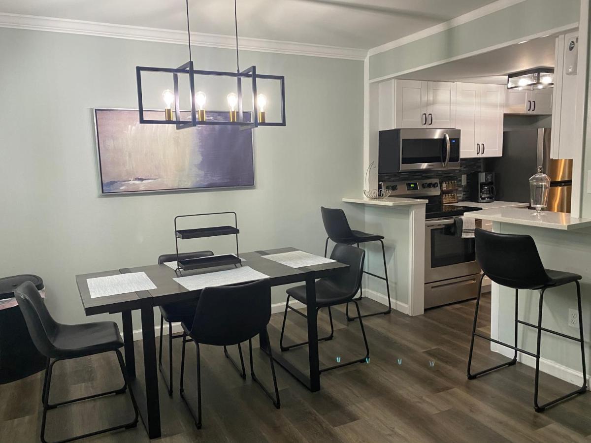 Hhi Homes- Newly Renovated Cozy Modern Pet-Friendly Villa-Ideal Location Хилтон-Хед-Айленд Экстерьер фото
