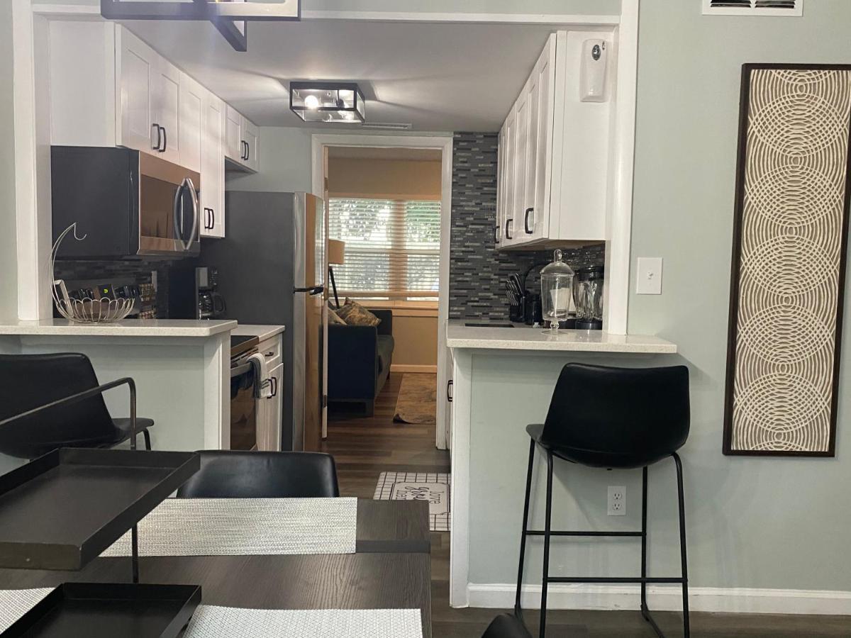 Hhi Homes- Newly Renovated Cozy Modern Pet-Friendly Villa-Ideal Location Хилтон-Хед-Айленд Экстерьер фото