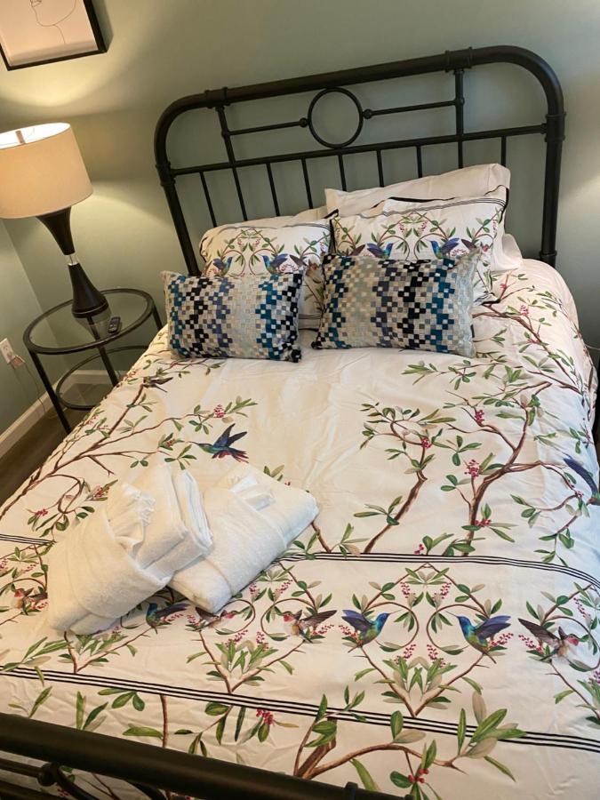 Hhi Homes- Newly Renovated Cozy Modern Pet-Friendly Villa-Ideal Location Хилтон-Хед-Айленд Экстерьер фото