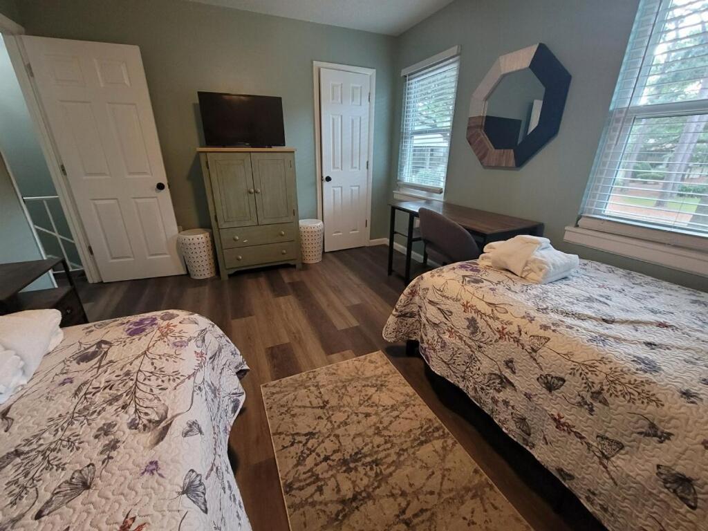 Hhi Homes- Newly Renovated Cozy Modern Pet-Friendly Villa-Ideal Location Хилтон-Хед-Айленд Экстерьер фото